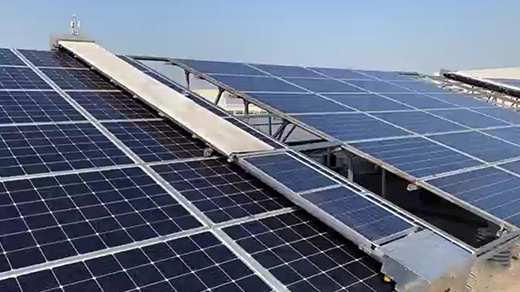 On site application of an industrial rooftop photovoltaic robot