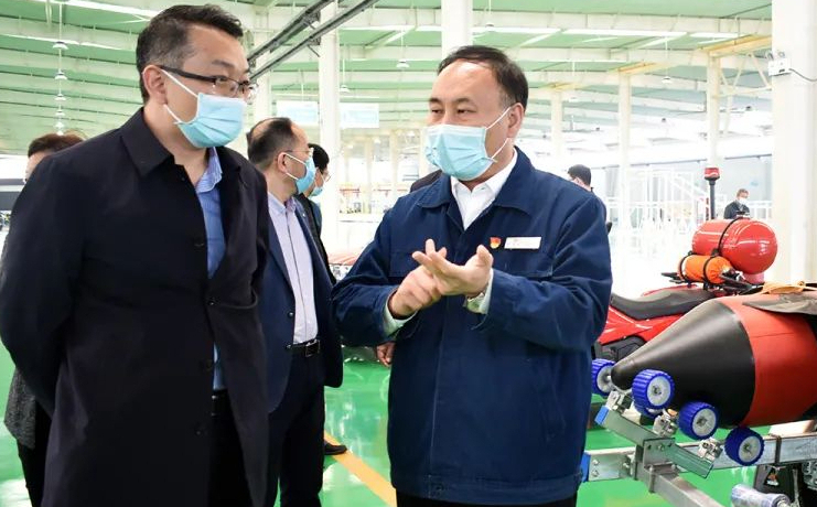 Director Zhang Jichuan of the Municipal Party Committee Research Office and his delegation came to our company for research
