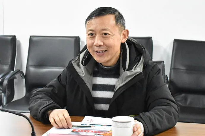Zhang Xianfeng, Deputy Director of Wanluo Branch of Wuhu Natural Resources and Planning Bureau, and his delegation visited Xinke Robot for inspection